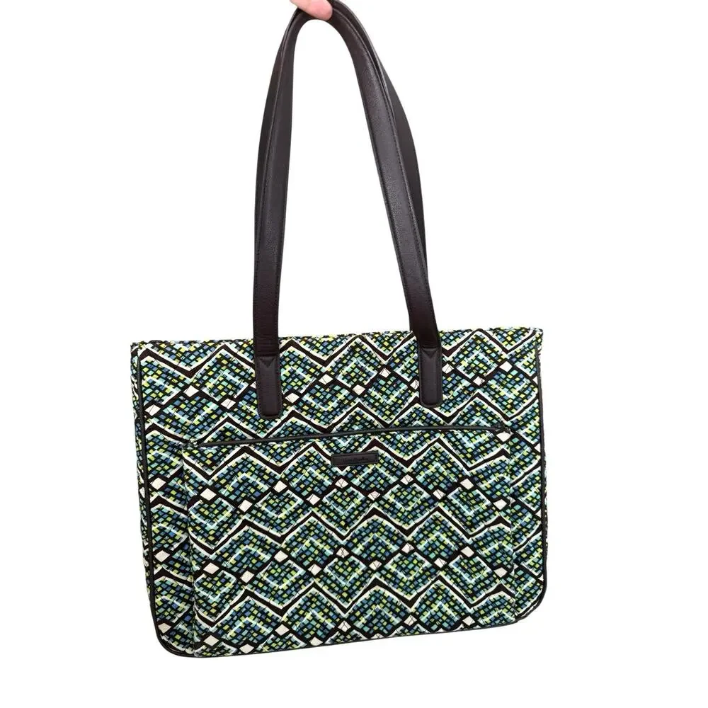 Vera Bradley Iconic Commuter Tote Padded Laptop Sleeve in Rainforest Pattern EUC